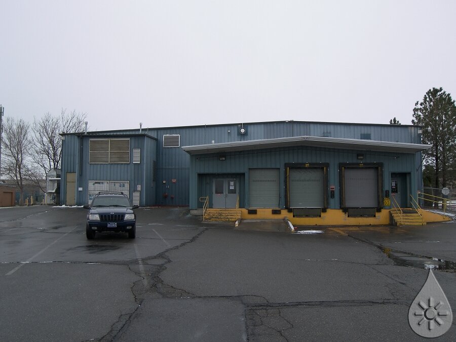001_main_building